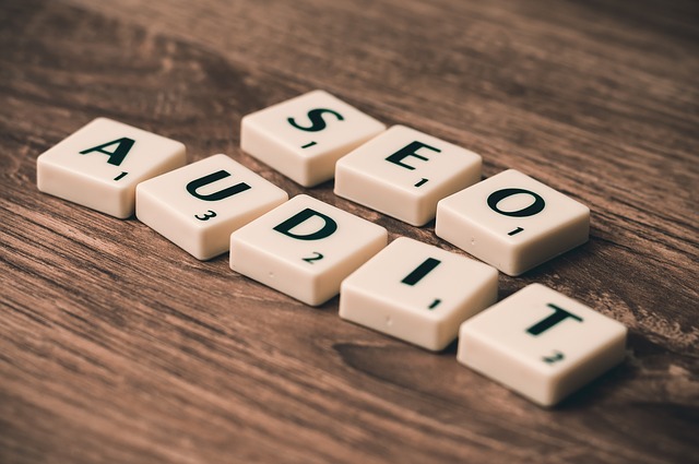 Scrable nápis SEO audit.jpg